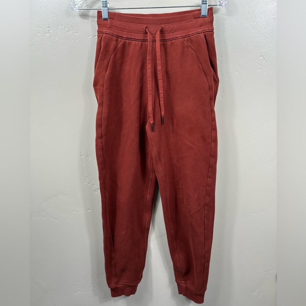 Lululemon Scuba High-Rise Jogger Date Brown Size 2